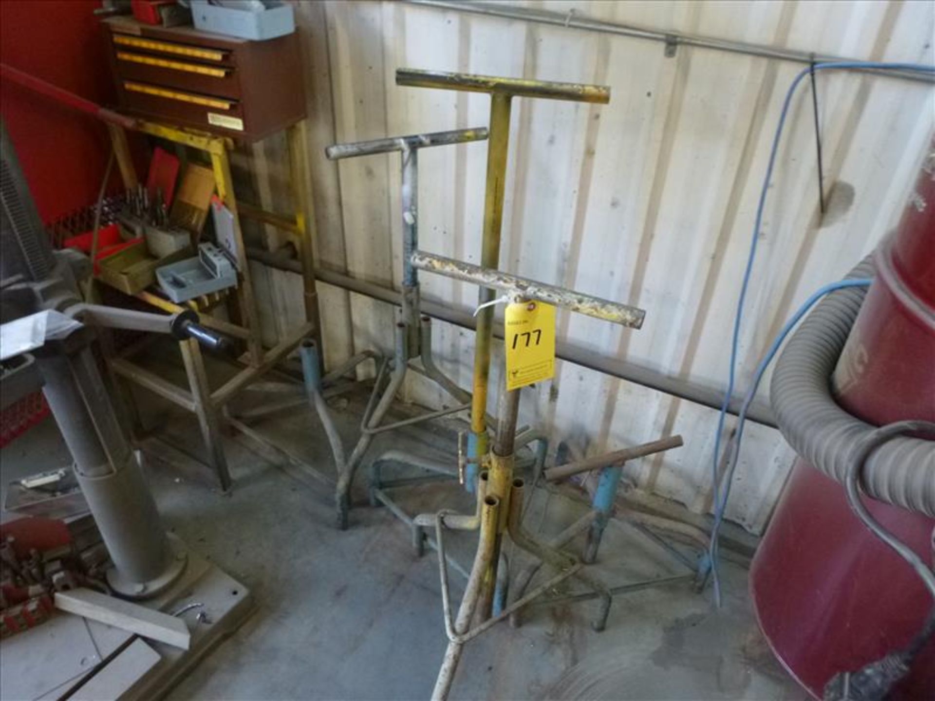 (5) welding stands [SP]