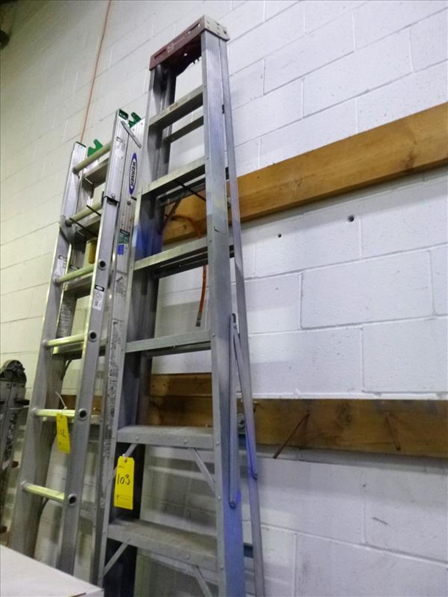 Renolds aluminum step ladder, 10'
