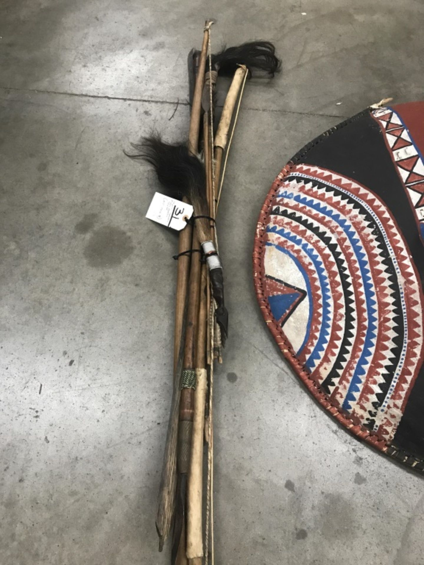 Spear/Bows/Arrows/Sheild/Baskets (One $) - Image 9 of 25