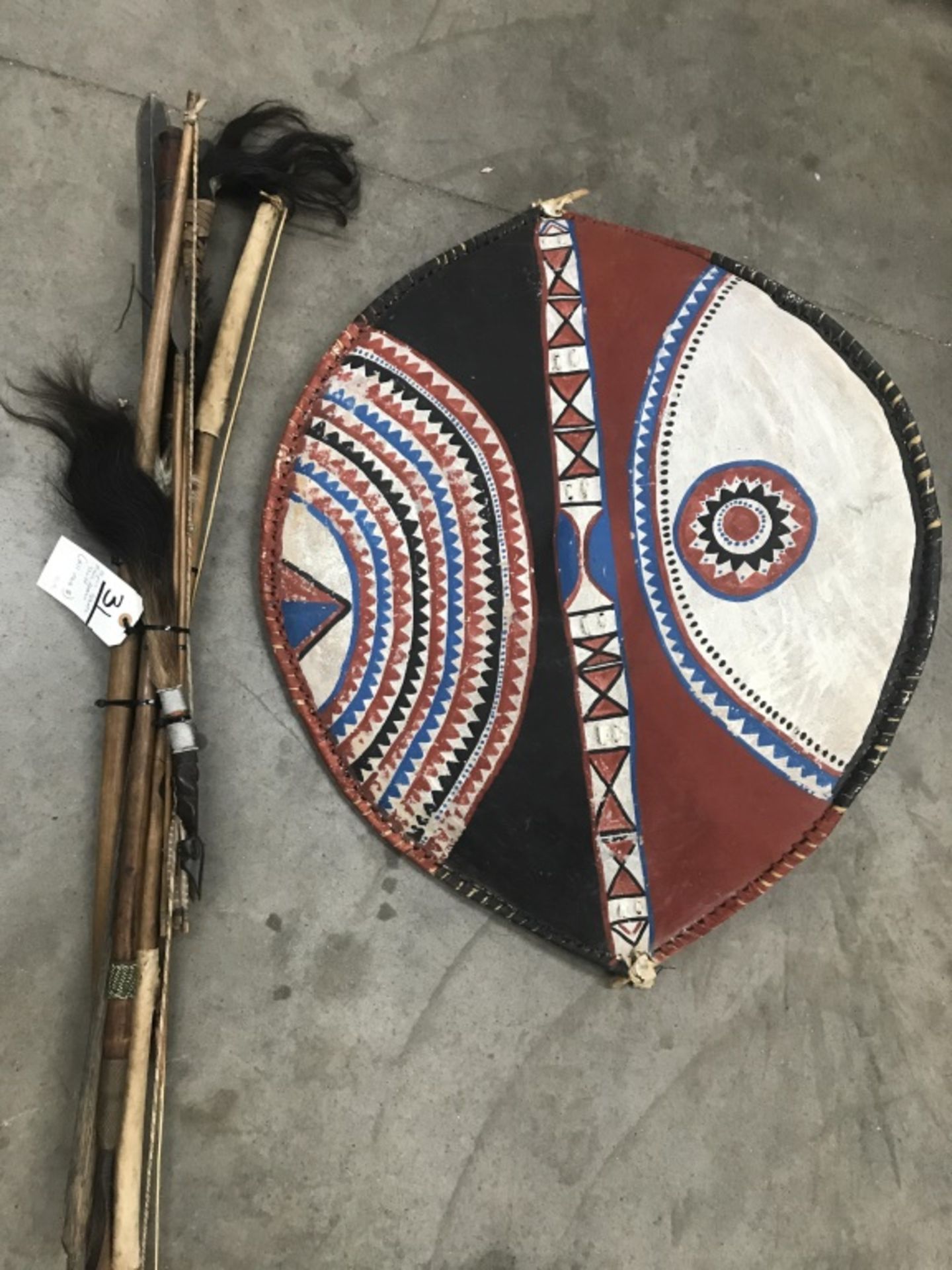 Spear/Bows/Arrows/Sheild/Baskets (One $) - Image 2 of 25