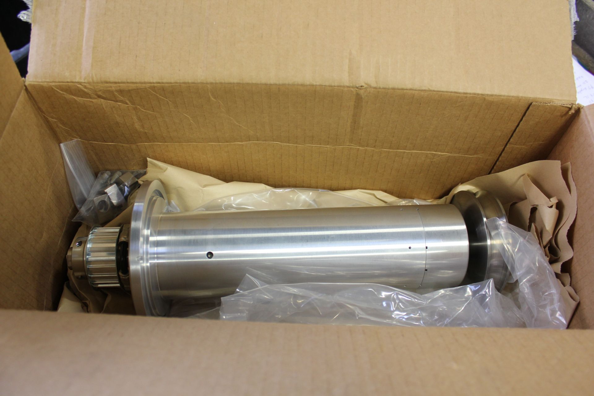 LARGE NEW AIR SPINDLE MOTOR - Image 4 of 6