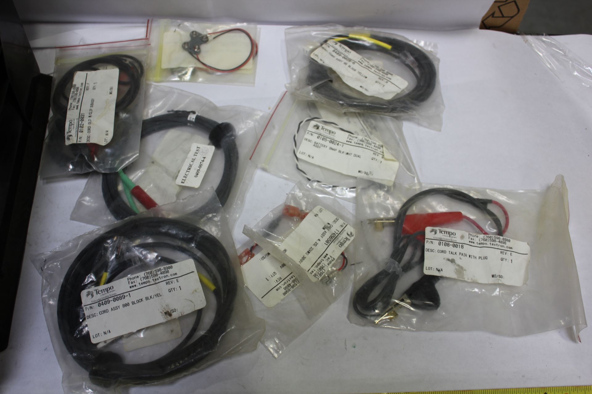 LOT OF CONNECTORS, PLUGS, CABLES - Image 2 of 7