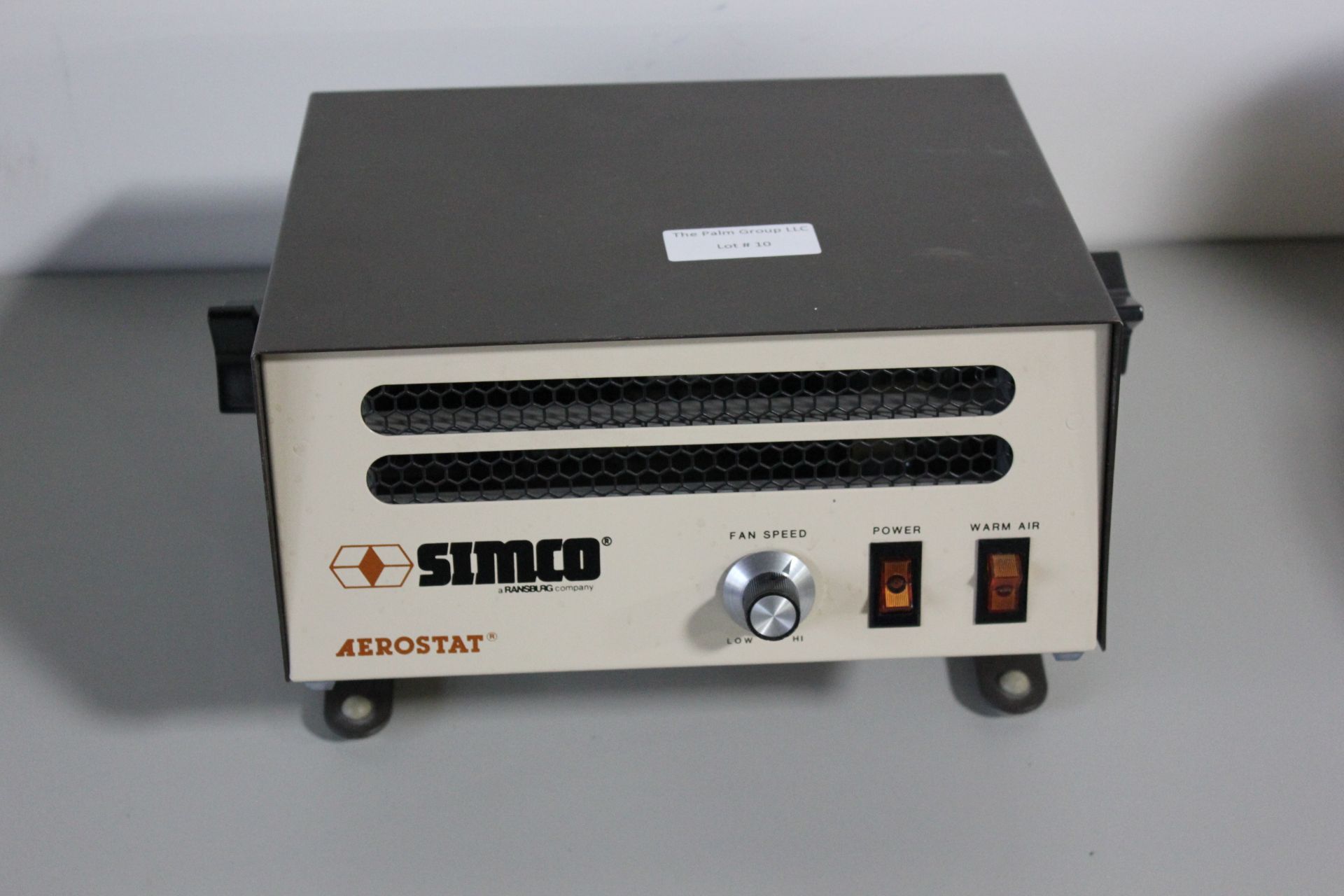 Simco Aerostat Benchtop Ionizer