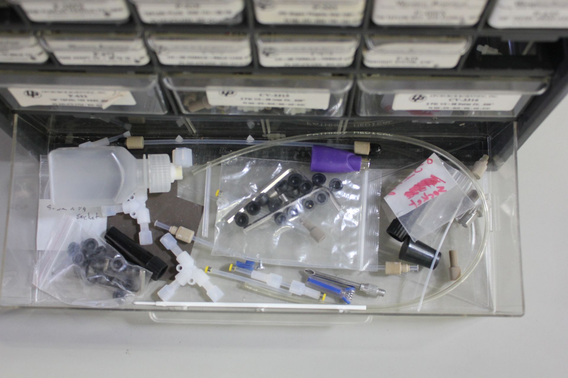 UPCHURCH SCIENTIFIC CABINET WITH HPLC FITTINGS - Image 9 of 12