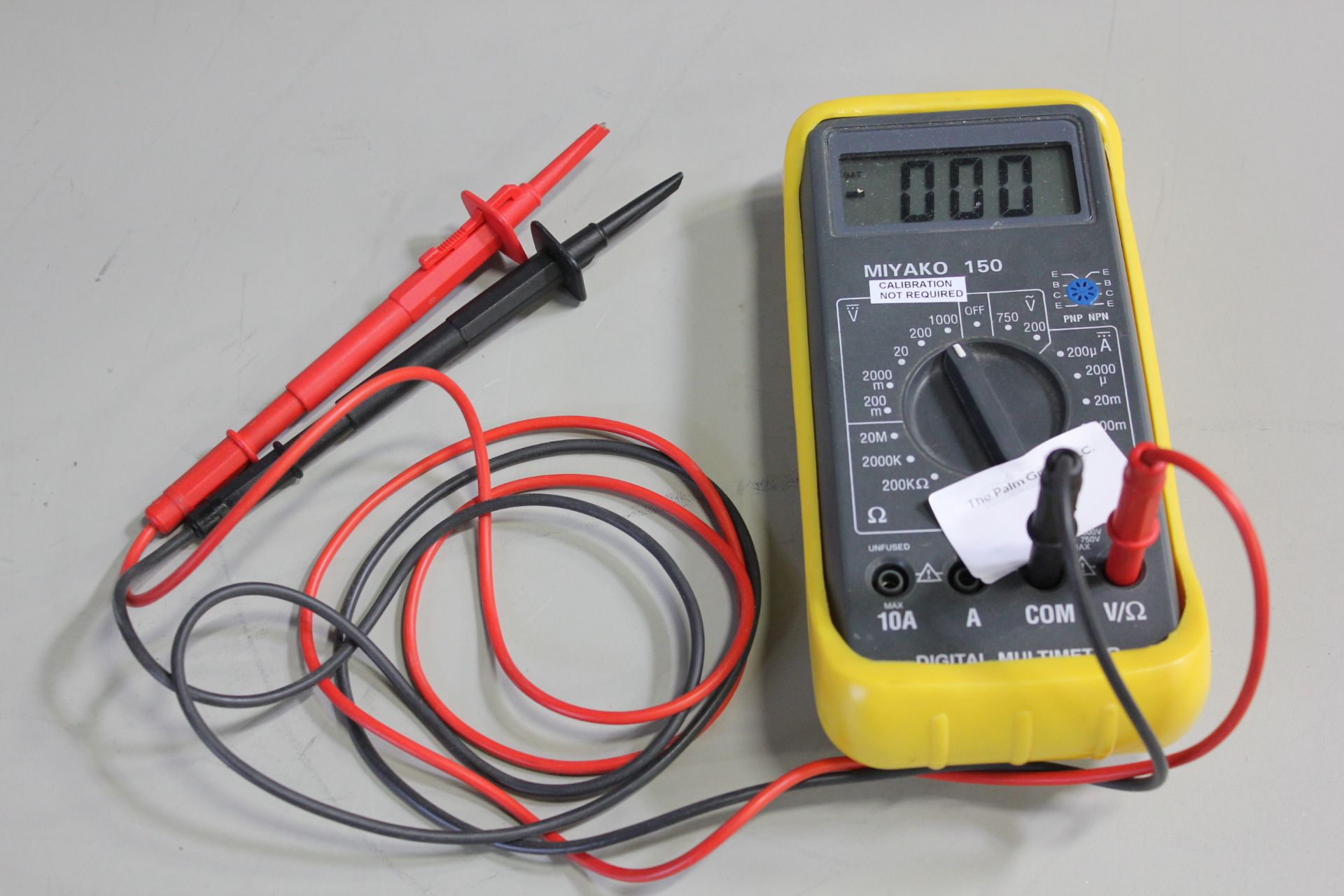 MIYAKO 150 HANDHELD DIGITAL MULTIMETER