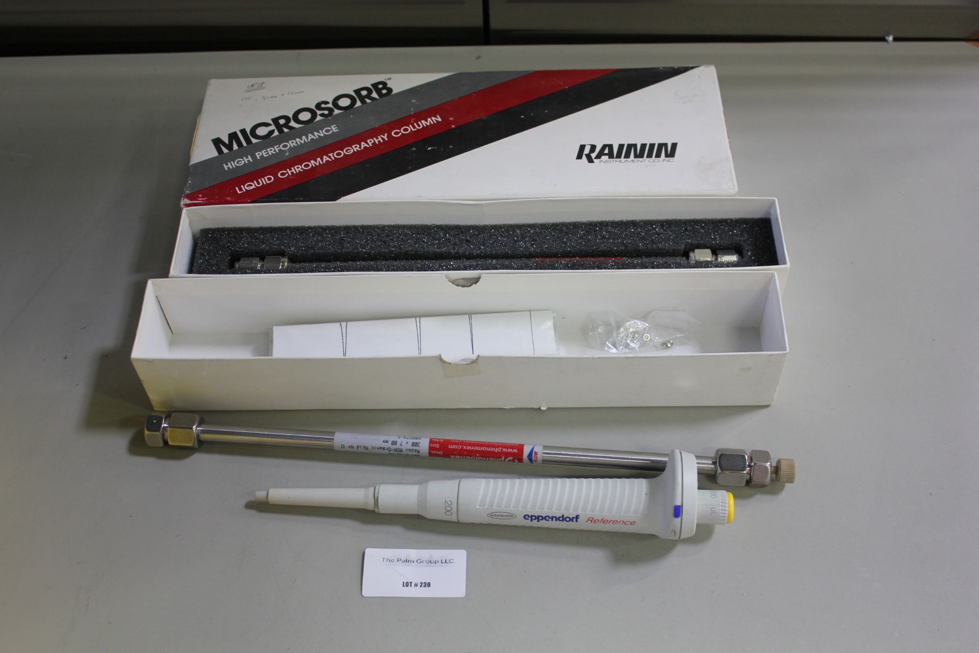 LOT OF LAB EQUIPMENT PIPETTE, HPLC COLUMNS