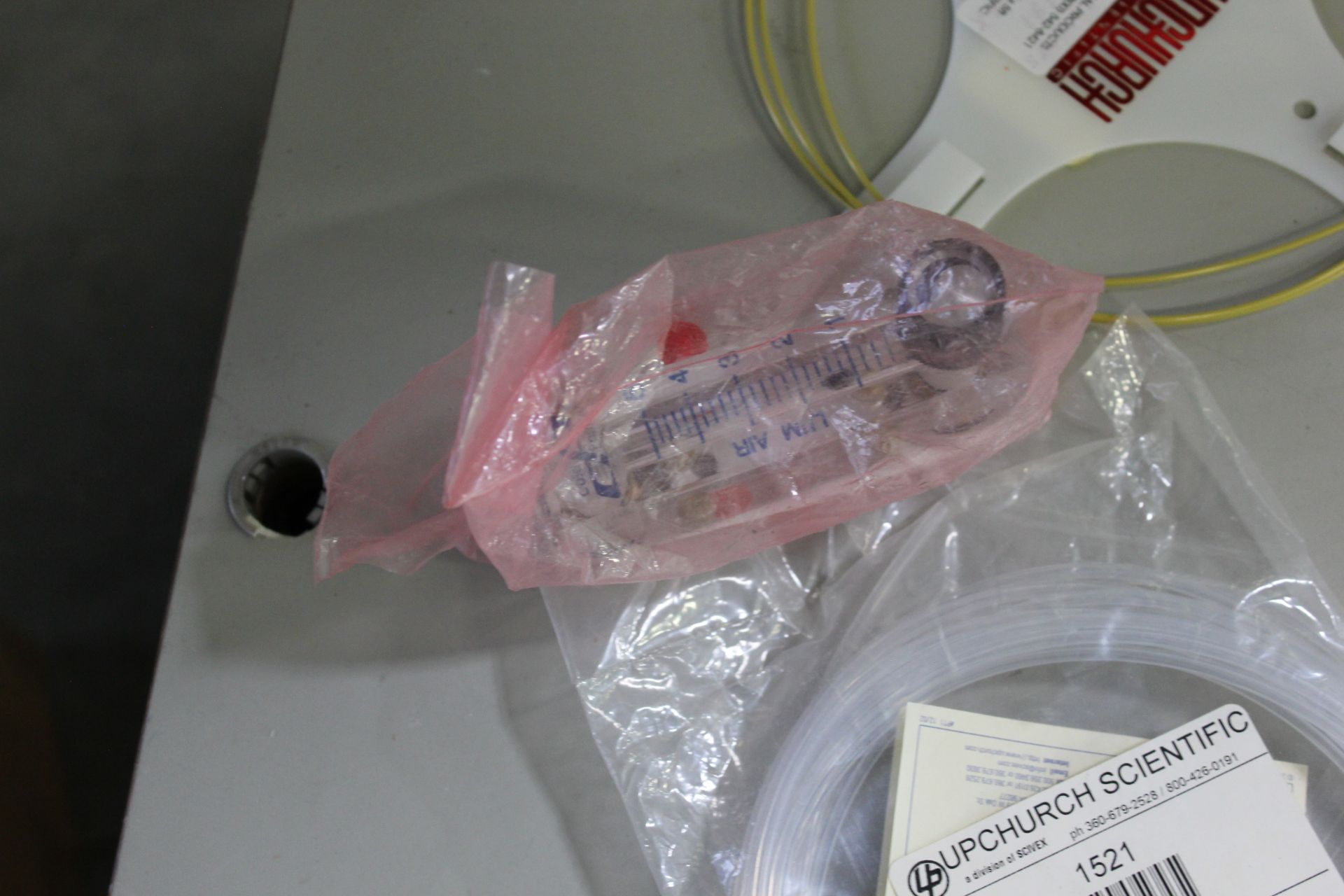 LOT OF HPLC PARTS - FITTINGS, TUBING, ETC - Image 10 of 13