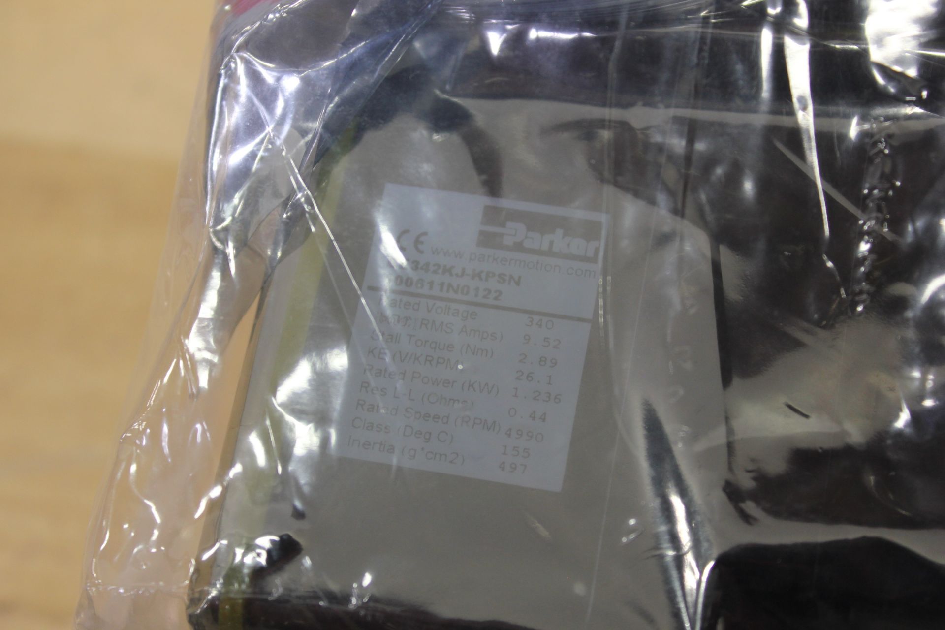 NEW PARKER SERVOMOTOR PN: BE342KJ-KPSN - Image 4 of 4