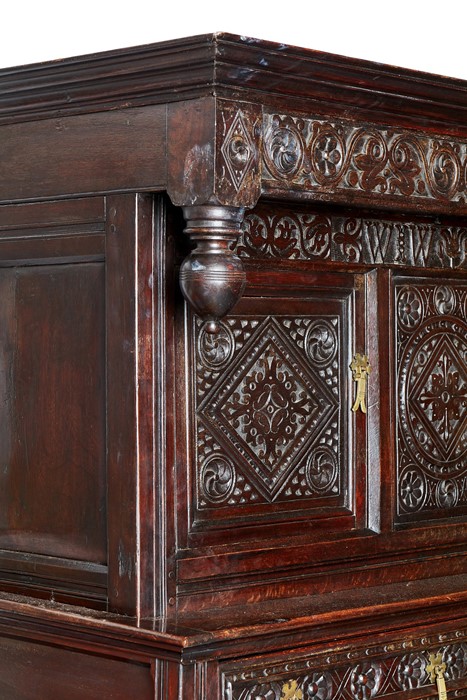 A William and Mary oak press cupboard, Lancashire - Bild 4 aus 5