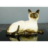 A Royal Doulton Cat, 1559 impressed to the base.