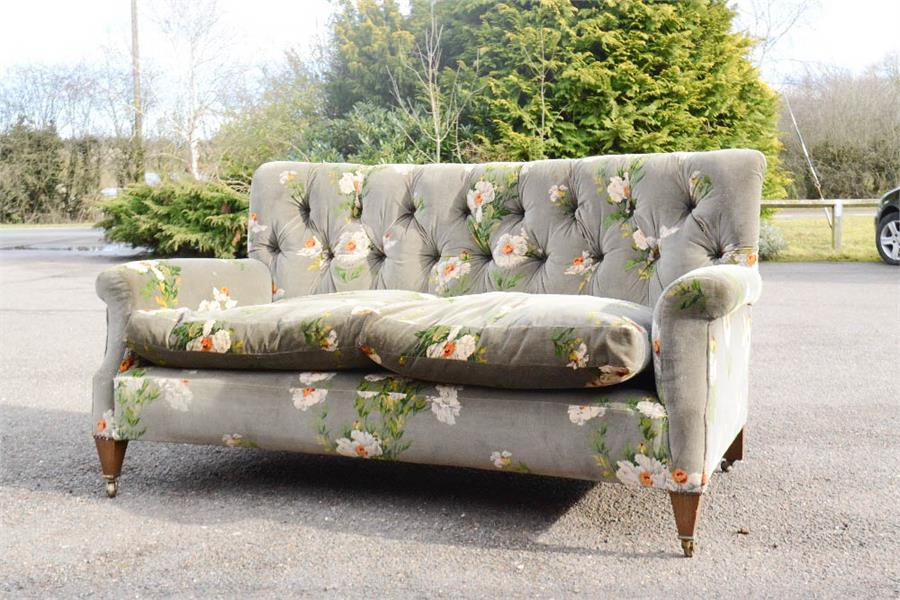 A mahogany framed button back settee, with curved front, upholstered in GP&J Baker Icelandic Poppies - Image 3 of 4