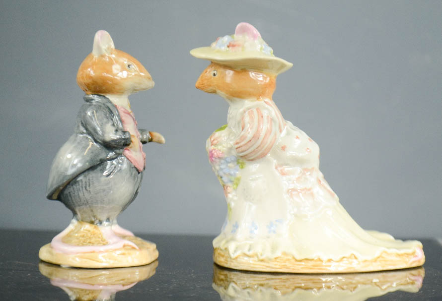 A pair of Royal Doulton Figurines; Brambly Hedge Poppy Eyebright D.BH.1 and Dusty Dogwood D.BH.6. - Image 2 of 3