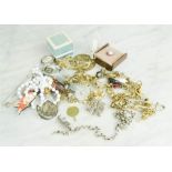 A quantity of costume jewellery including silver chain and mother of pearl ring, Venice brooch etc.