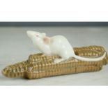 Royal Copenhagen Denmark porcelain mouse nibbling corn on the cob, no. 752 CK.