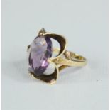 A 9ct gold and amethyst ring, oval, size N, 5.1g.