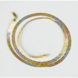An 18ct gold necklace, feathered, in white, yellow and rose gold, 5.8g.