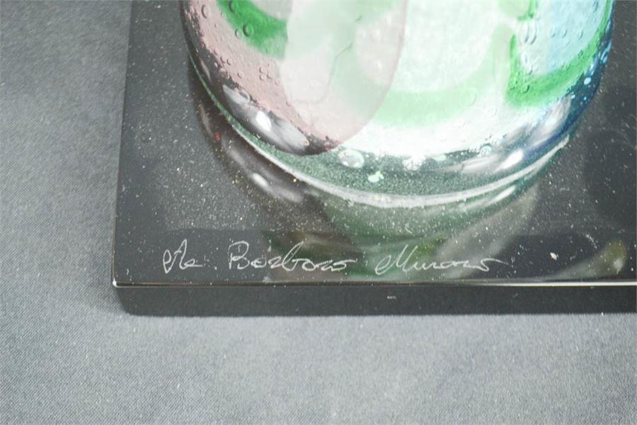 A modern glass Picasso style head, signed by the artist. - Image 3 of 3