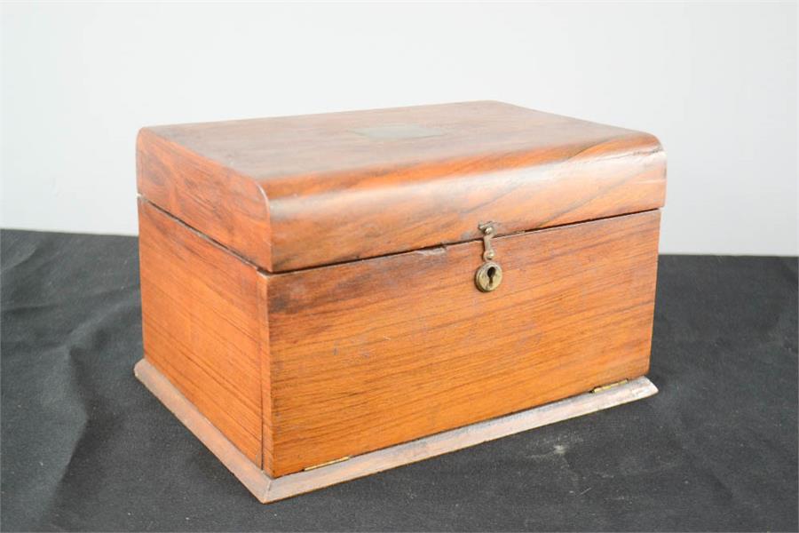 A 19th century chemists box in rosewood, green paper lined interior, containing original bottles - Bild 3 aus 3