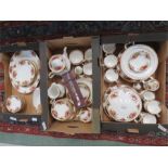 A Royal Albert Old Country Roses tea service, including cake knife, ten large dinner plates, five