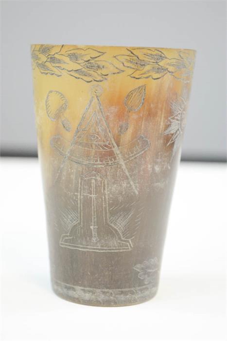 An early 19th century horn beaker engraved with symbols and other decoration. 9cm high. - Image 3 of 3