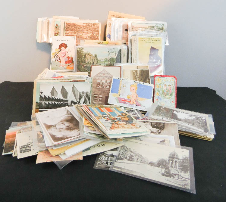 A large quantity of postcards, various worldwide, comical, mostly early 20th century. (Approximately