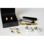 A pair of cameo 9ct gold earrings, a pair of 9ct gold sapphire drop earrings, brooch and other