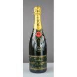 Moet & Chandon Champagne, Epernay France, Millesime Vintage, 1990