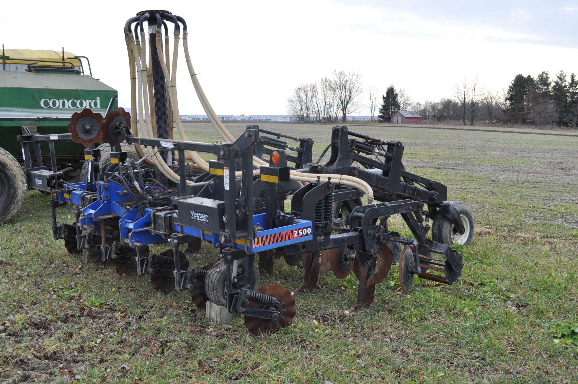 6 row DMI 2500 strip till, 3 pt, lift assit wheels, Yetter markers, disc closers, rear baskets, rear