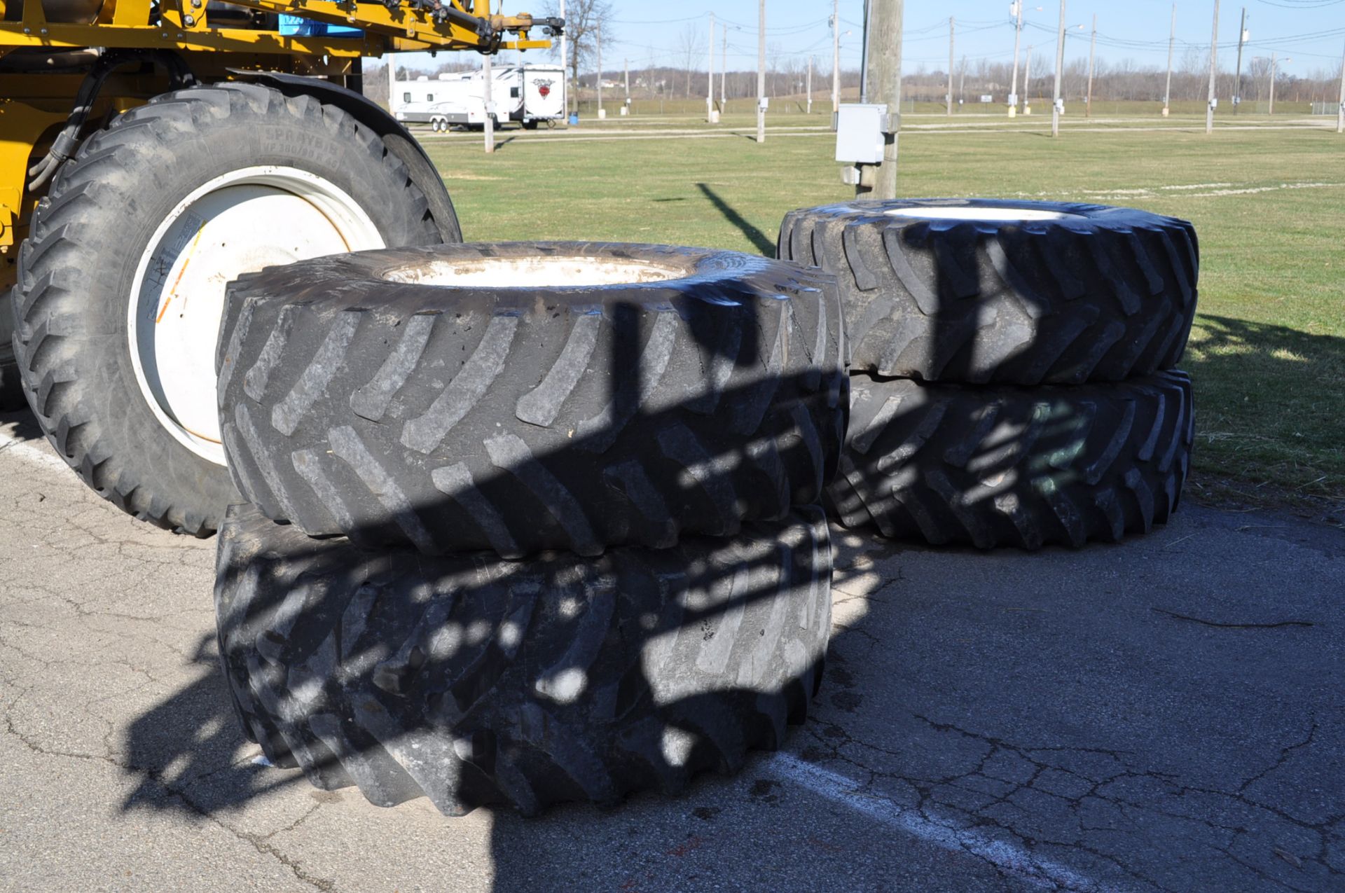 2009 SSc1084 Rogator sprayer, 2992 hrs, 100’ booms, 1000gl SS tank, Raven Viper Pro controller - Image 3 of 17