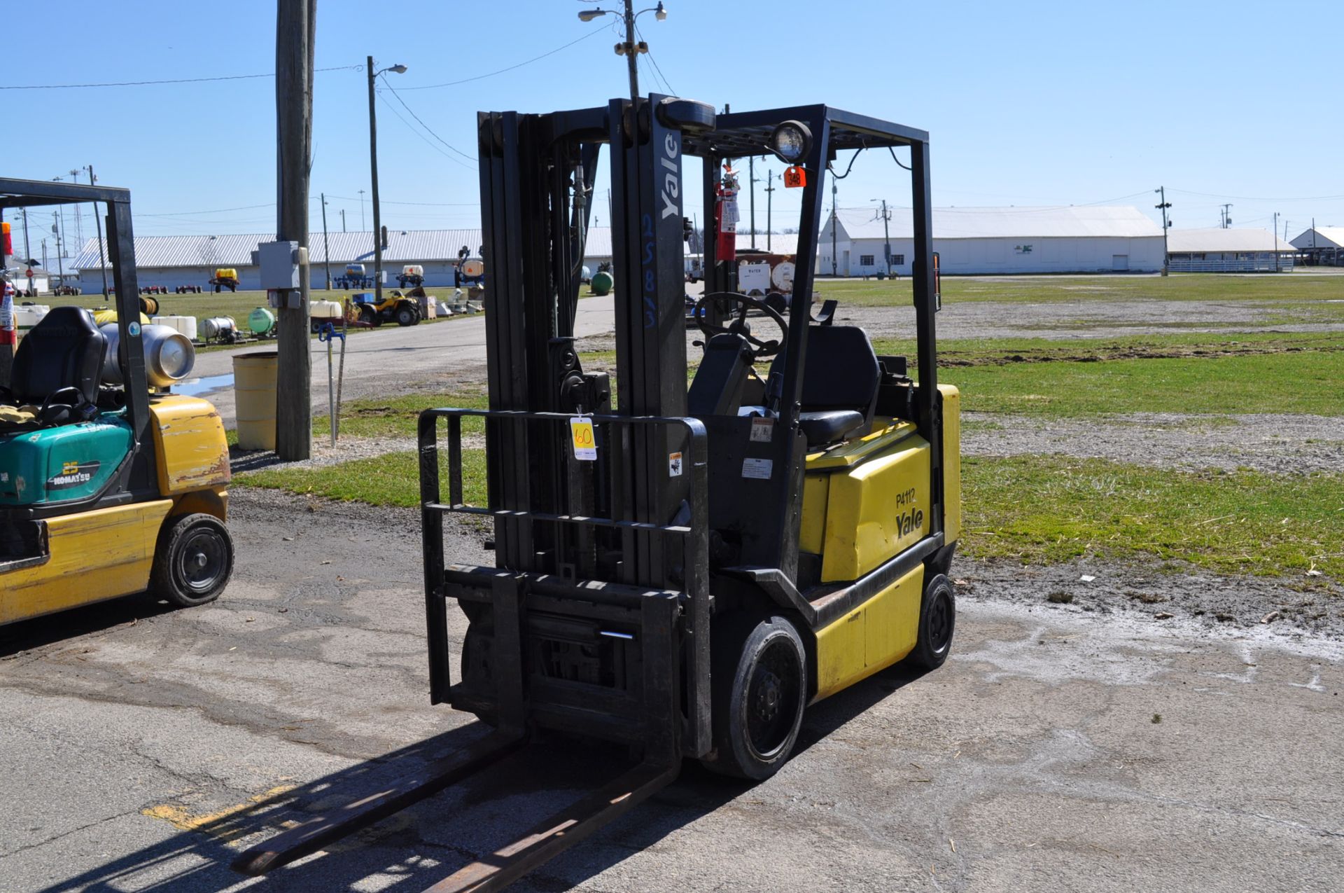 Yale LP fork lift, 7626 hrs, 3 stage, sideshift, SN E187V16107Y