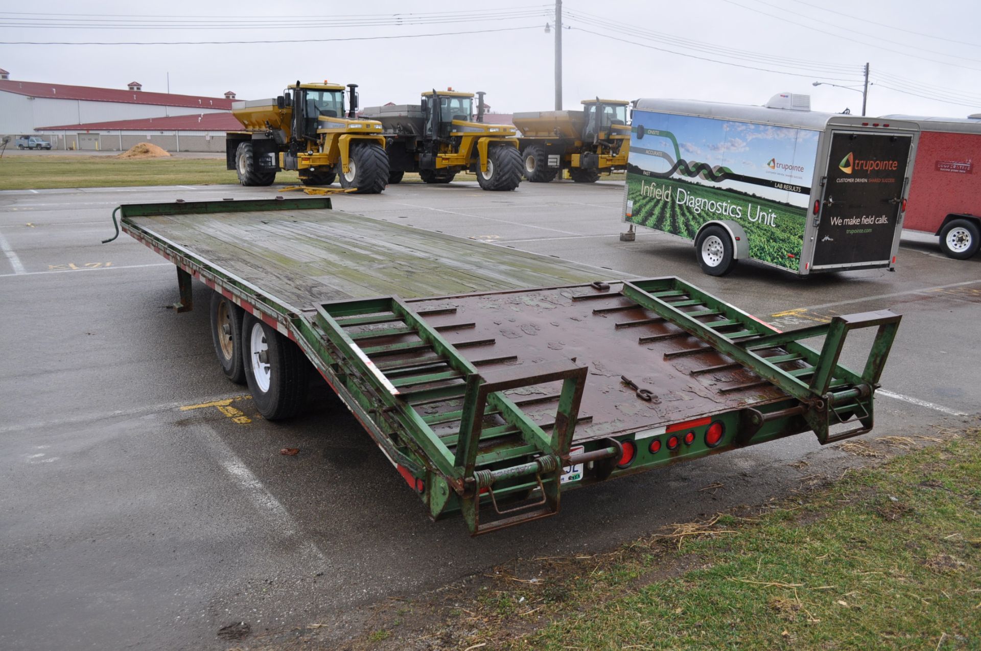 2005 Better Built Pintle hitch trailer, tandem axle single wheels, 14,000 GVW, 19.5’ deck, 5’ dove - Image 4 of 6