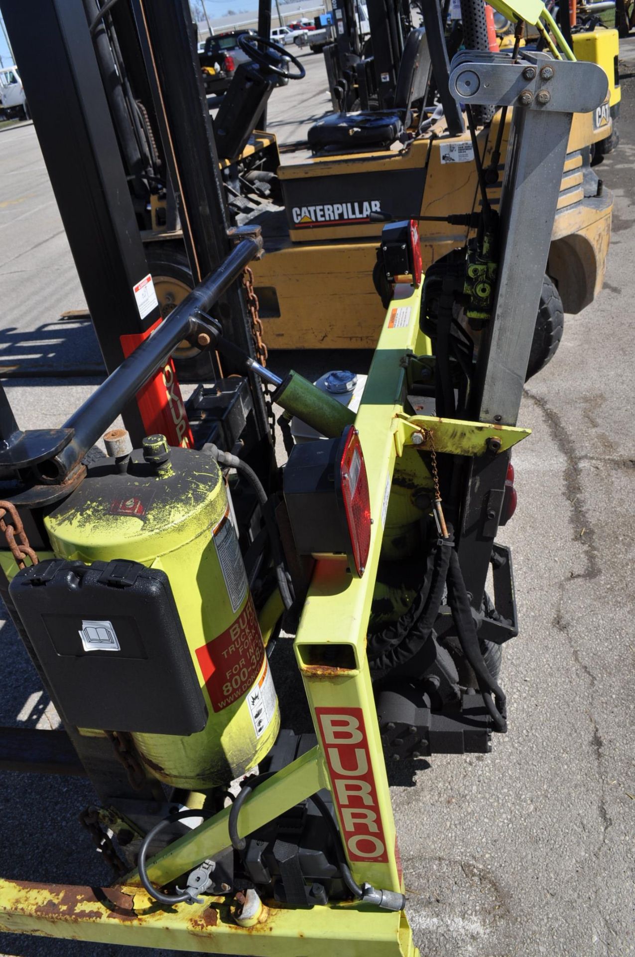 Burro Truck command fork lift, 3000#, 11hp Honda engine, walk behind - Image 8 of 8