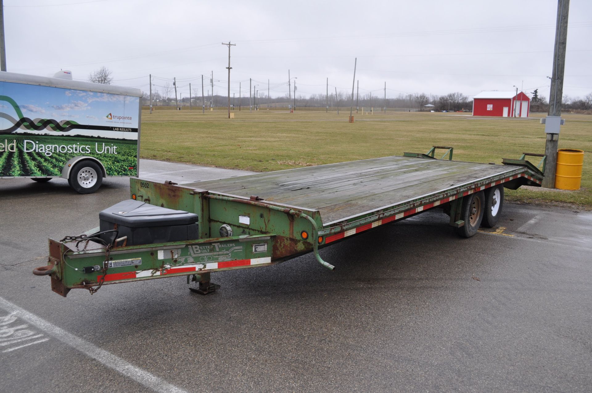 2005 Better Built Pintle hitch trailer, tandem axle single wheels, 14,000 GVW, 19.5’ deck, 5’ dove