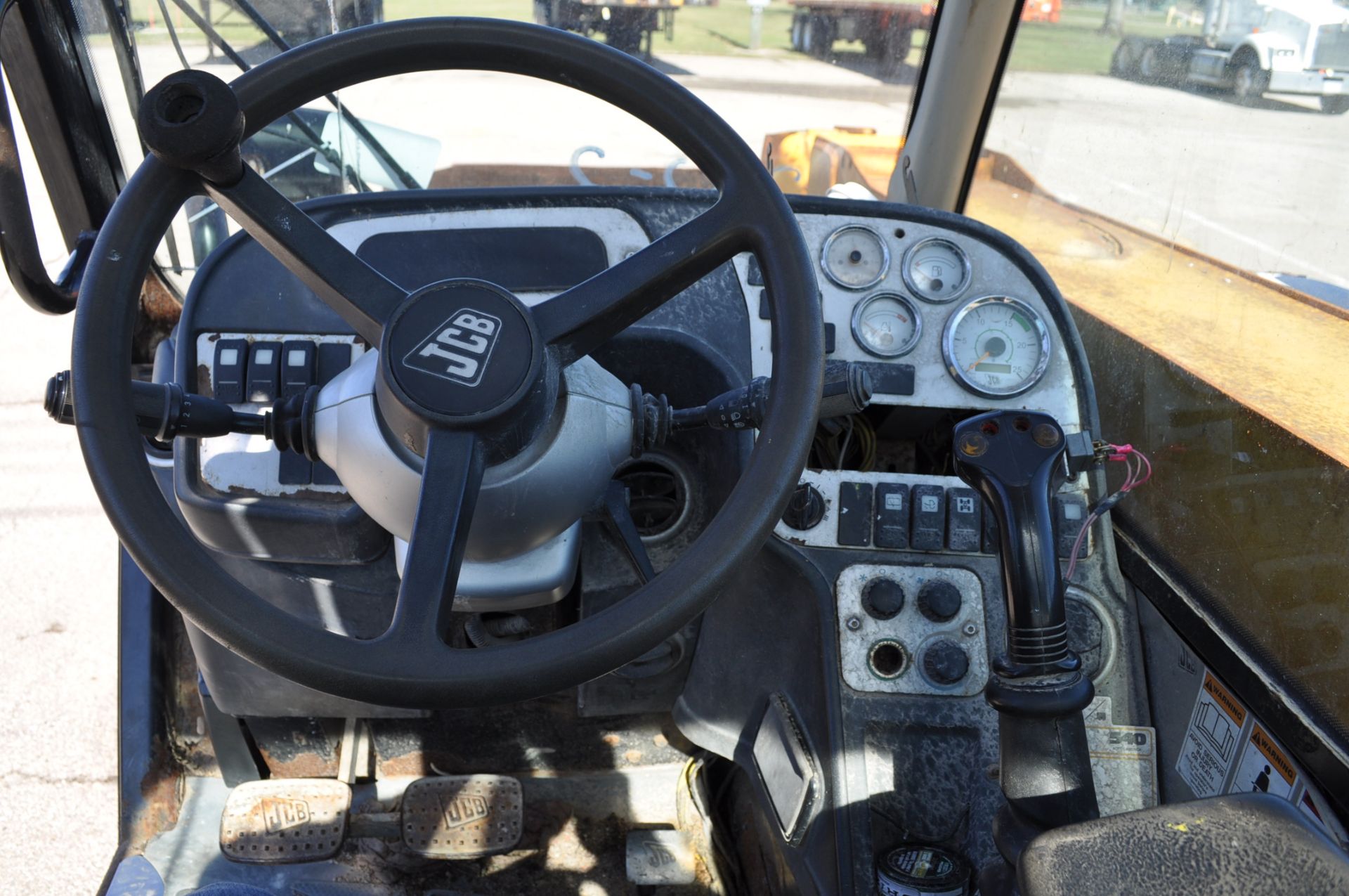 2002 JCB 540 Telehanderler w/ bucket and forks, 19.5L-24 tires, SN 20489, rough - Image 9 of 15