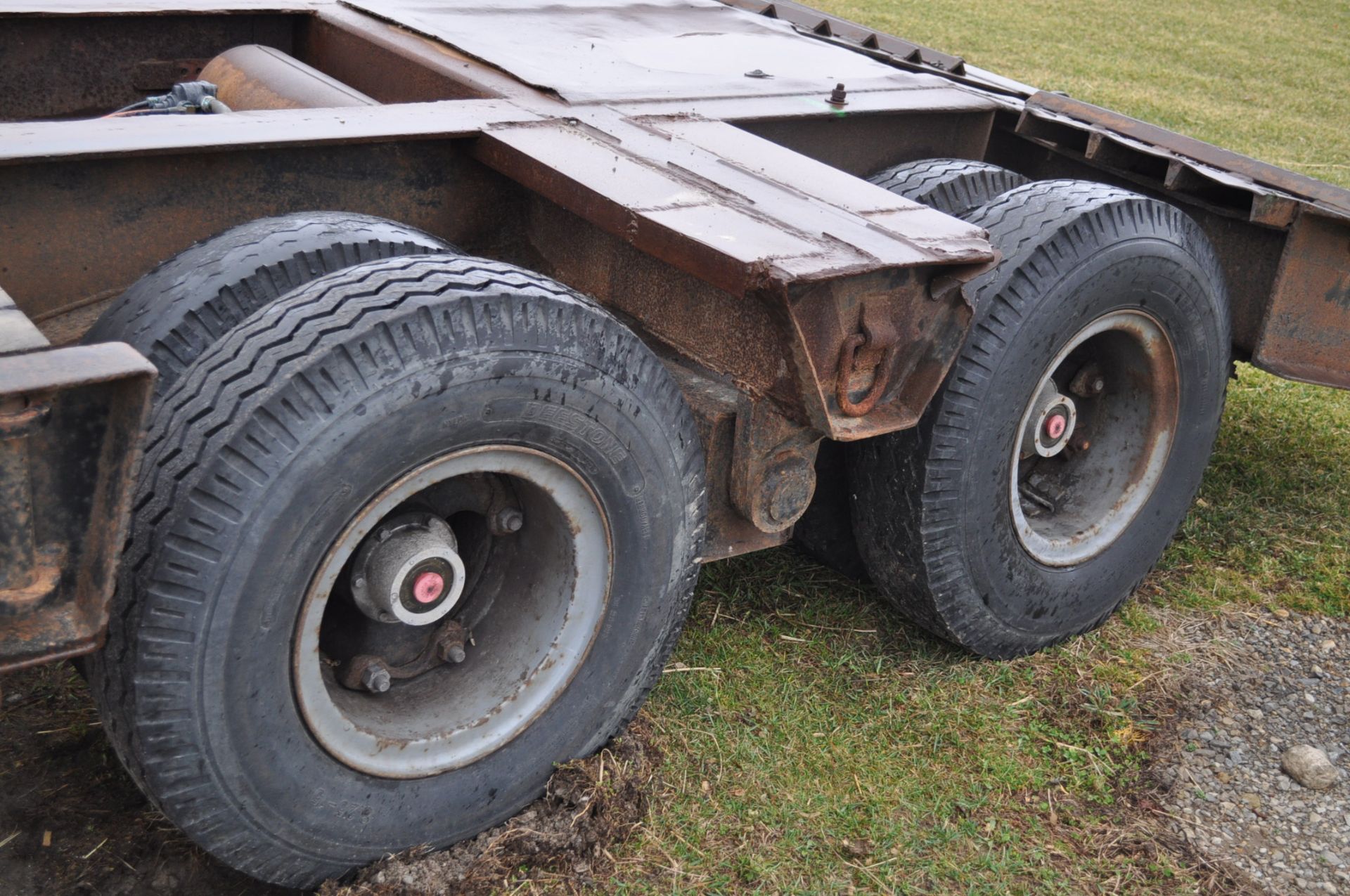 1974 Rodgers lowboy trailer, 16' floor, 4' dovetail, 36' OAL, no ramps, VIN D3714 - Image 4 of 6