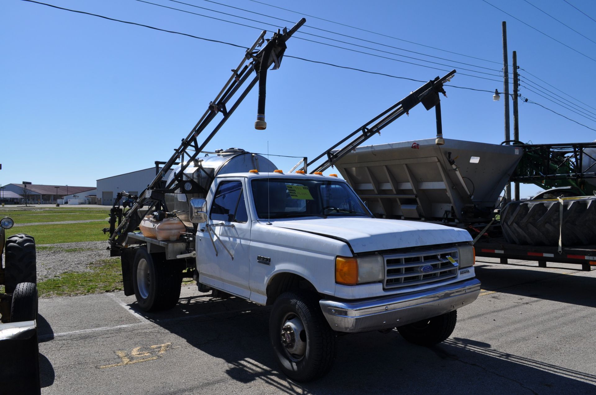 1990 Ford F350 7.3 diesel 4X4, 4sp trans, Precision tank sprayer, 500GL SS tank, 50’ booms, 15’ - Image 4 of 16