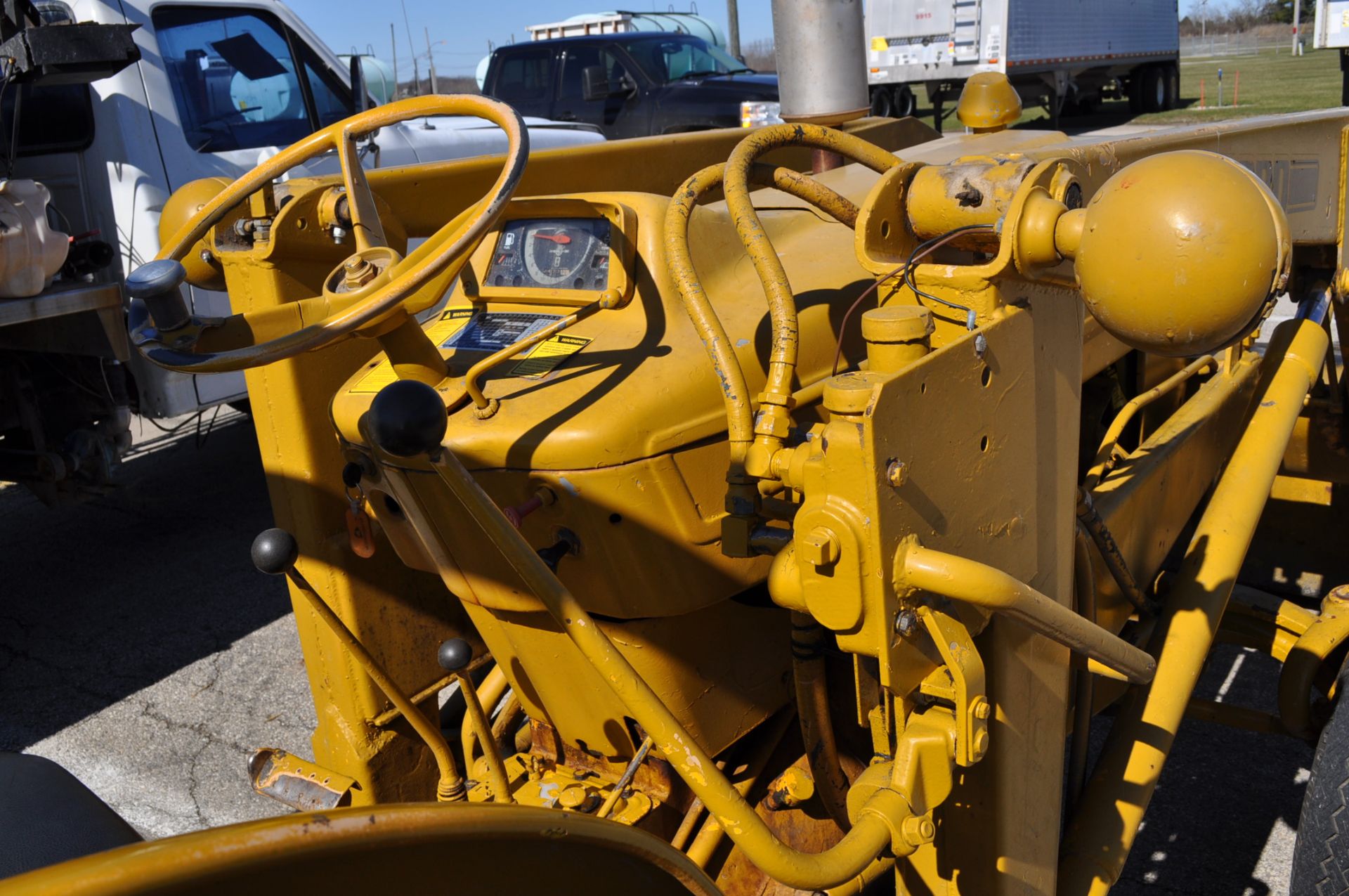 340B Ford tractor, shows 4738 hrs, loader, joystick control, 14.9-24 rear tires, 7.50-16 LT front - Image 11 of 16