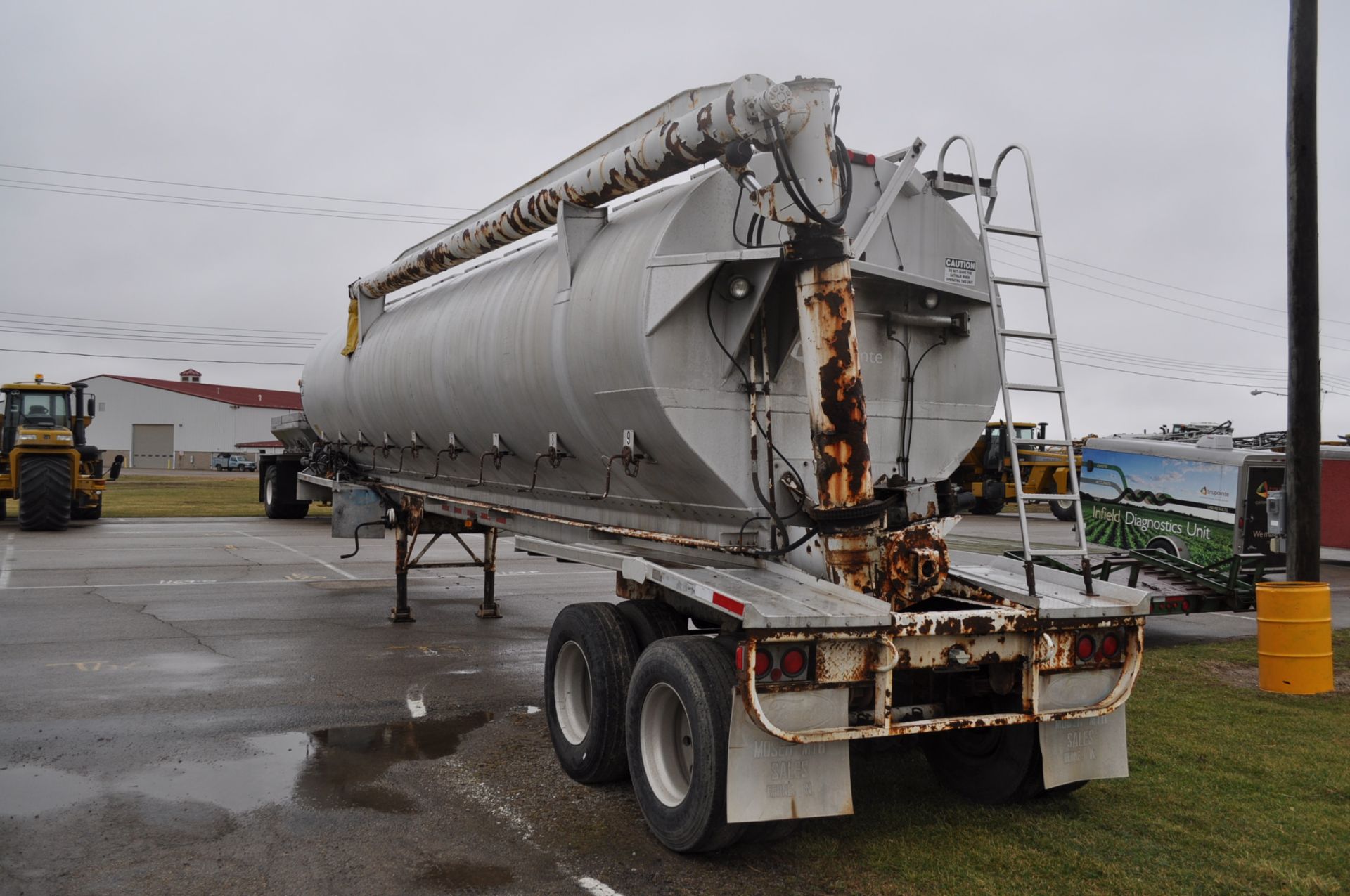 1996 Warren 9 bin bulk feed trailer - Image 4 of 8