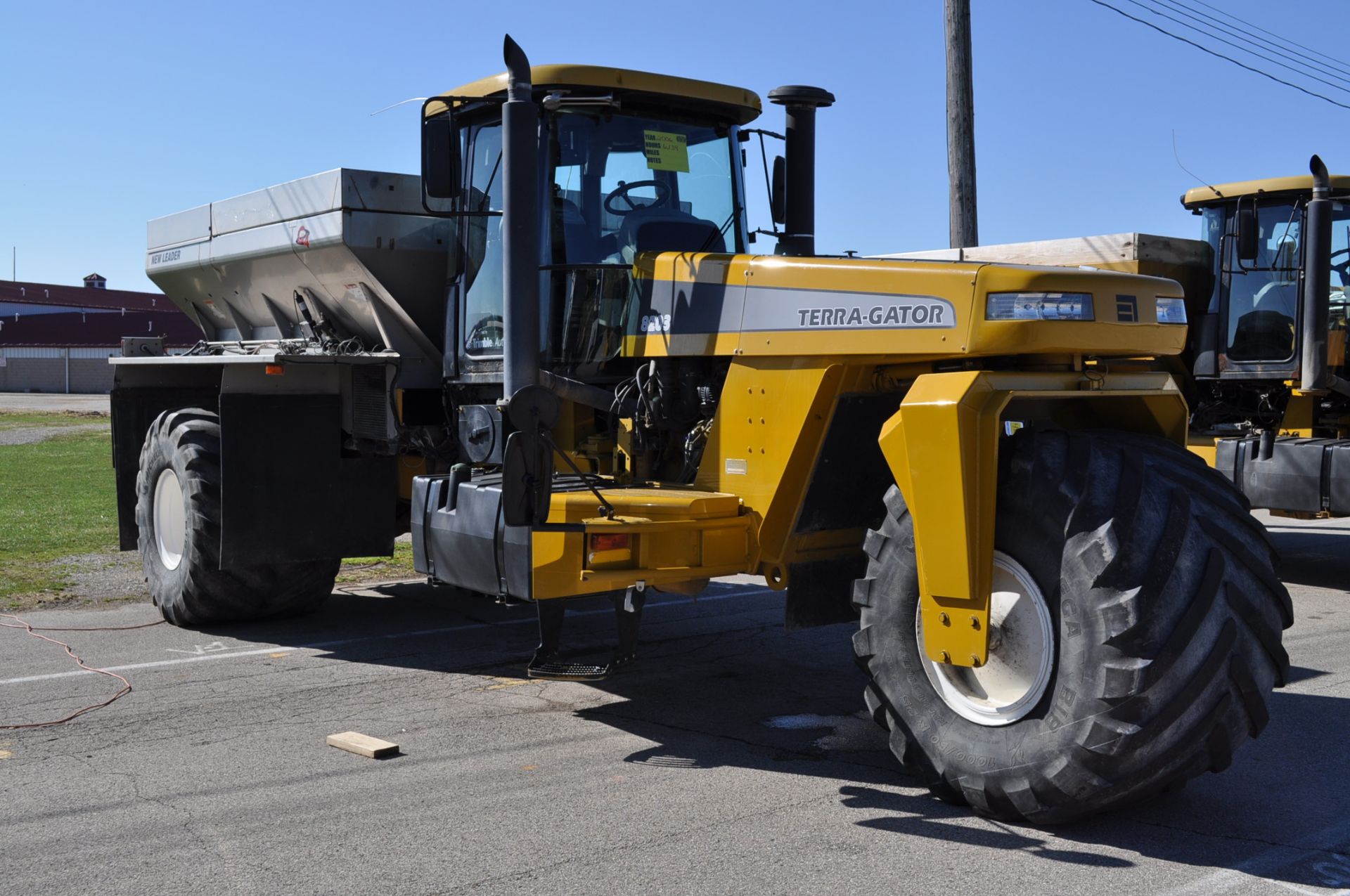 2006 8203 Terra Gator floater, 6134 hrs, L3220G4 Multiapplier Twin Bin, Cat engine, Ag leader - Image 4 of 7