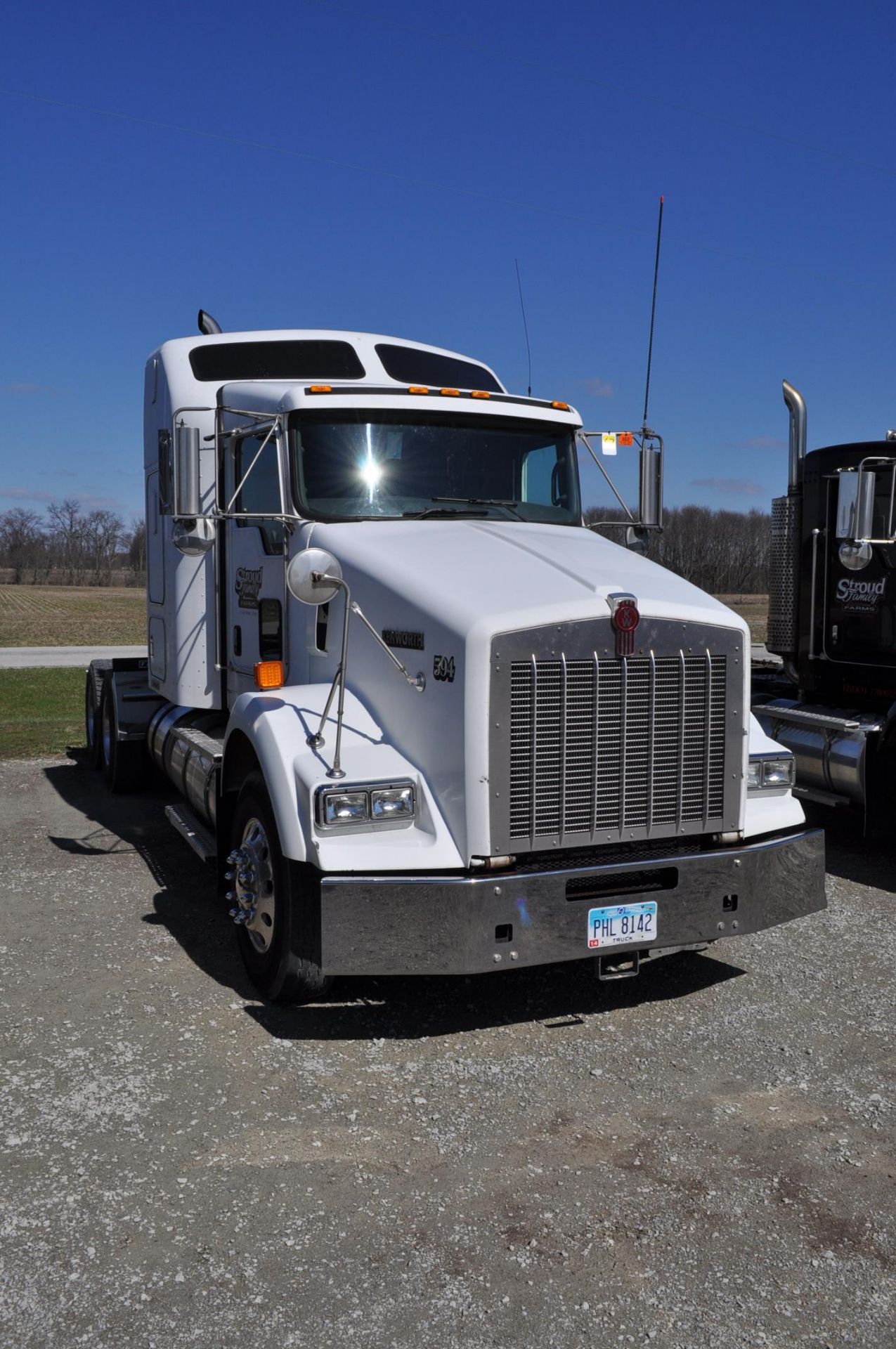 2007 Kenworth T800 semi truck, Aerodyne 72” bunk, C15 CAT engine, 550 hp, NON DPF, 230” WB, Eaton - Image 4 of 13