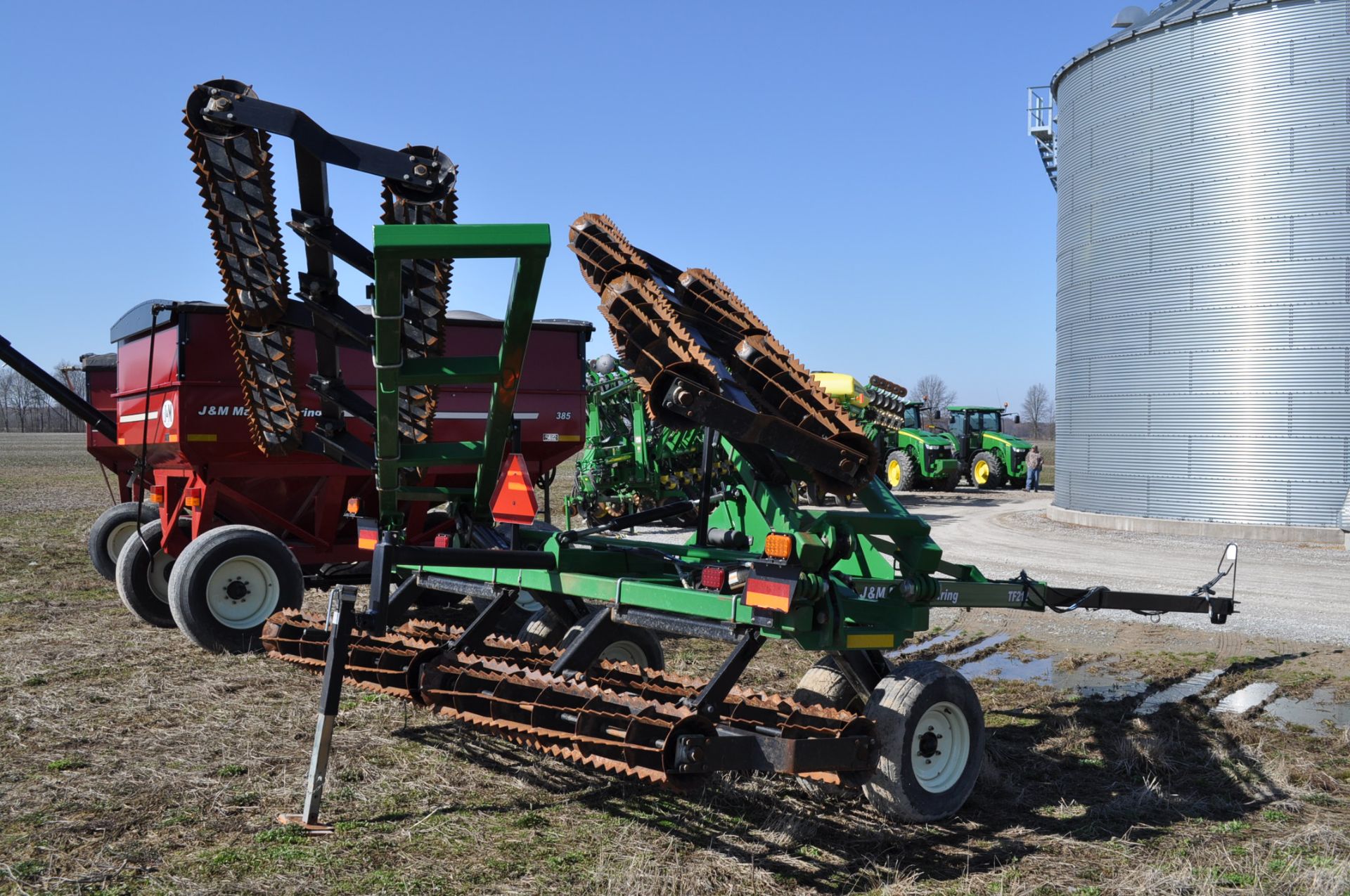 34’ J & M TF 212 torsion flex rolling double basket - Image 5 of 6