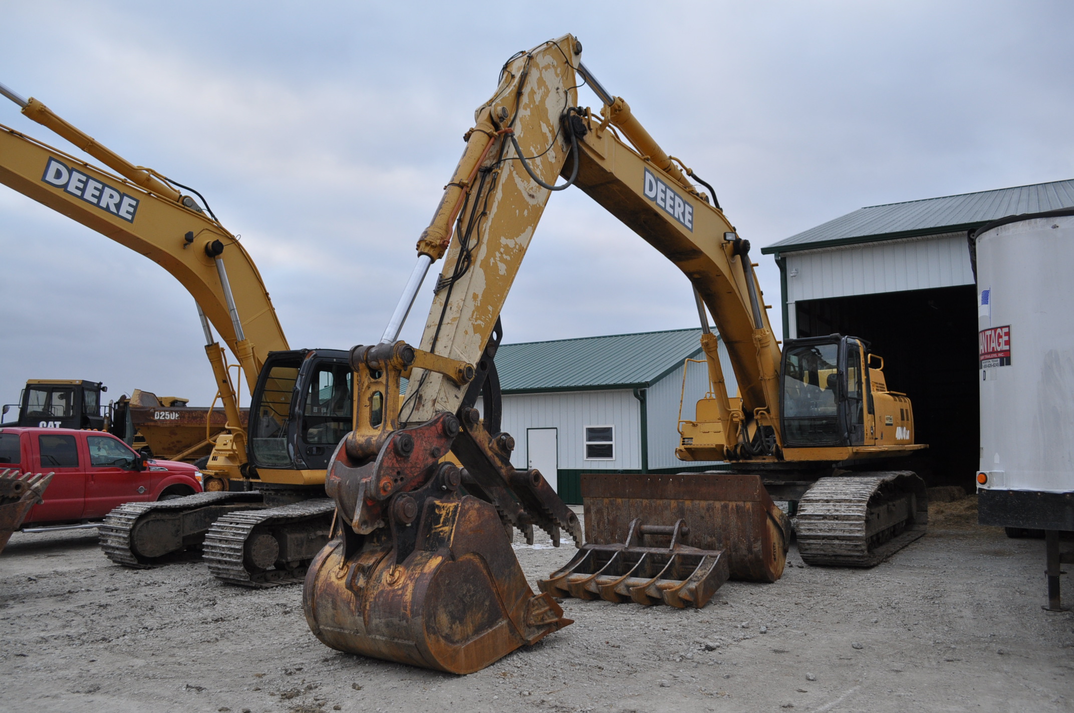 Lot 50 - John Deere 450C LC trackhoe, CHA, 54” bucket, manual