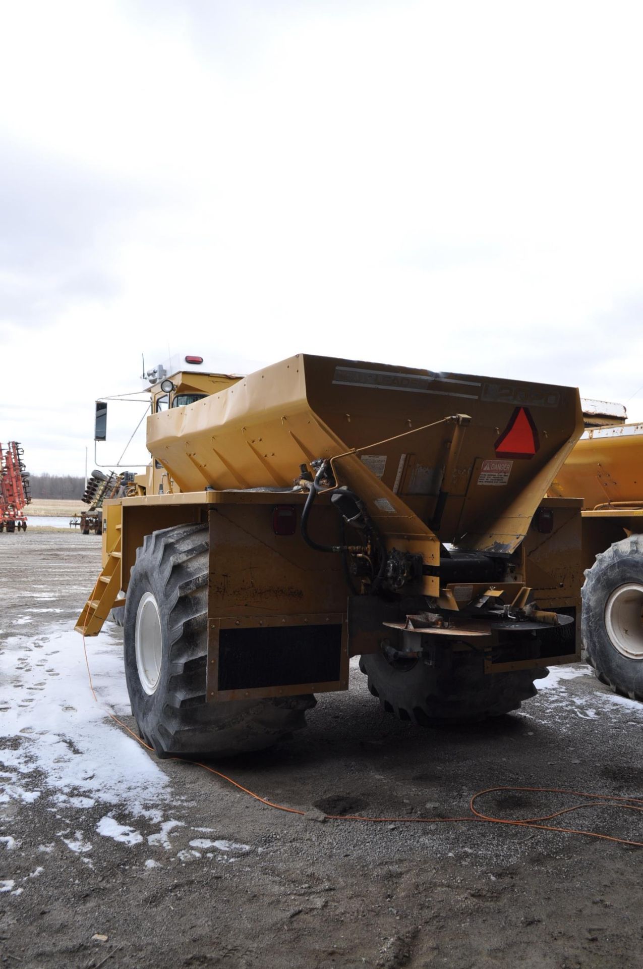 Big A 3 wheel spreader, 8858 hrs, 8.3 Cummins diesel, New Leader L2020 bed, belt, 66x43. - Image 3 of 18