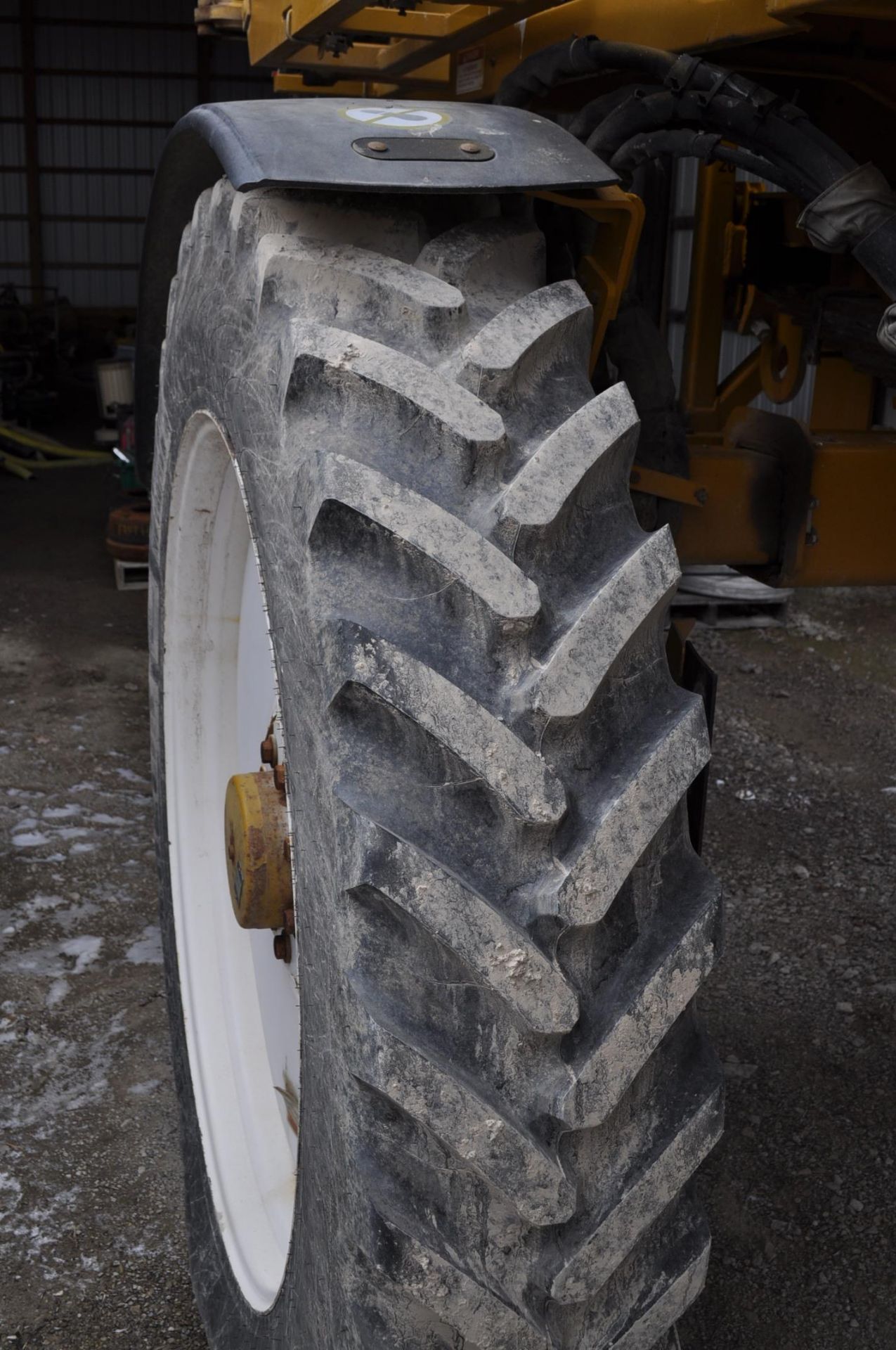 Rogator 854 sprayer, 3360 hrs, 80’ boom, 800 gal SS tank, 14.9-46 tires, SN 850440902 - Image 8 of 19