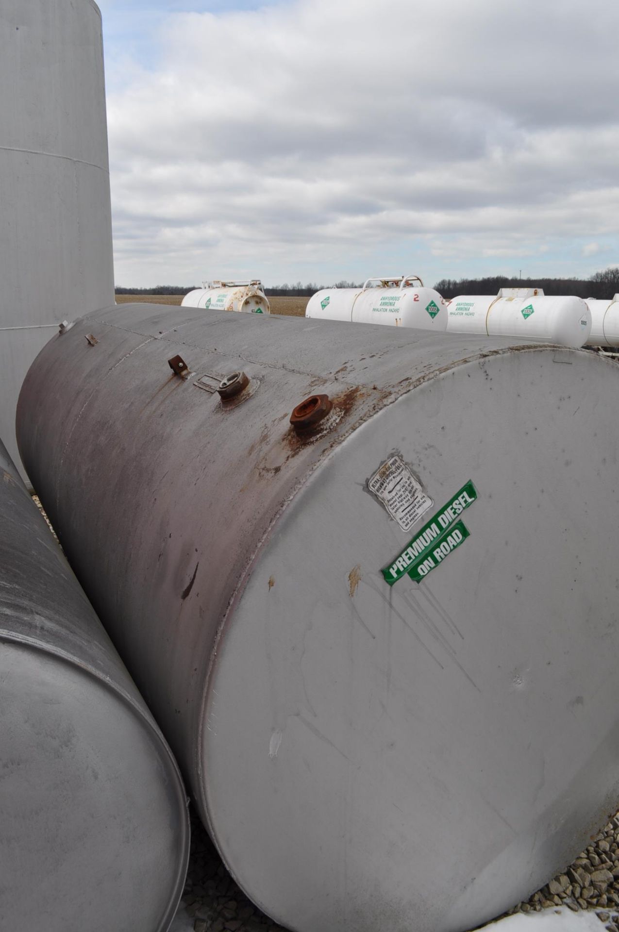 2,000 gal steel fuel tank - Image 2 of 4