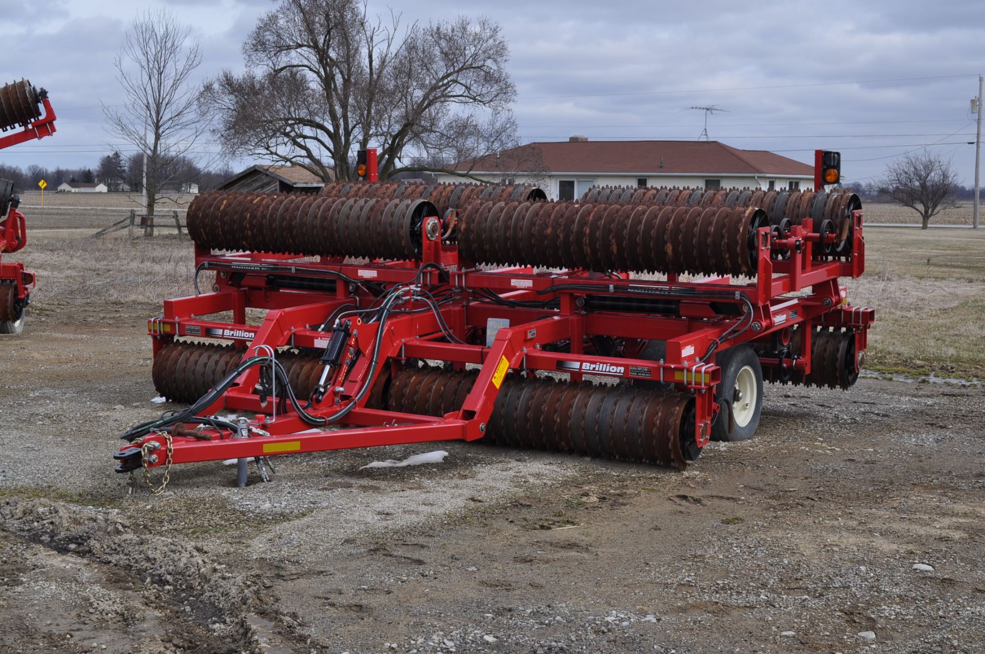 30’ Brillion cultimulcher, flat hyd fold, danish tine, lights, like new - Image 2 of 8