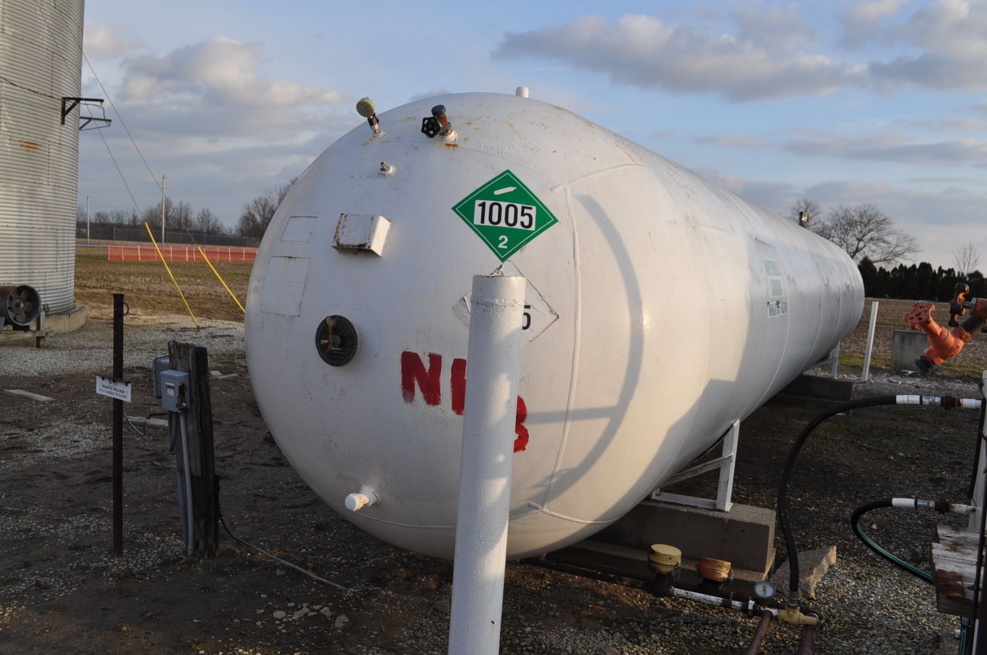 12,000 gal horizontal NH3 storage tank, Current state inspection, sells with Vapor pump, 30 day - Image 2 of 10