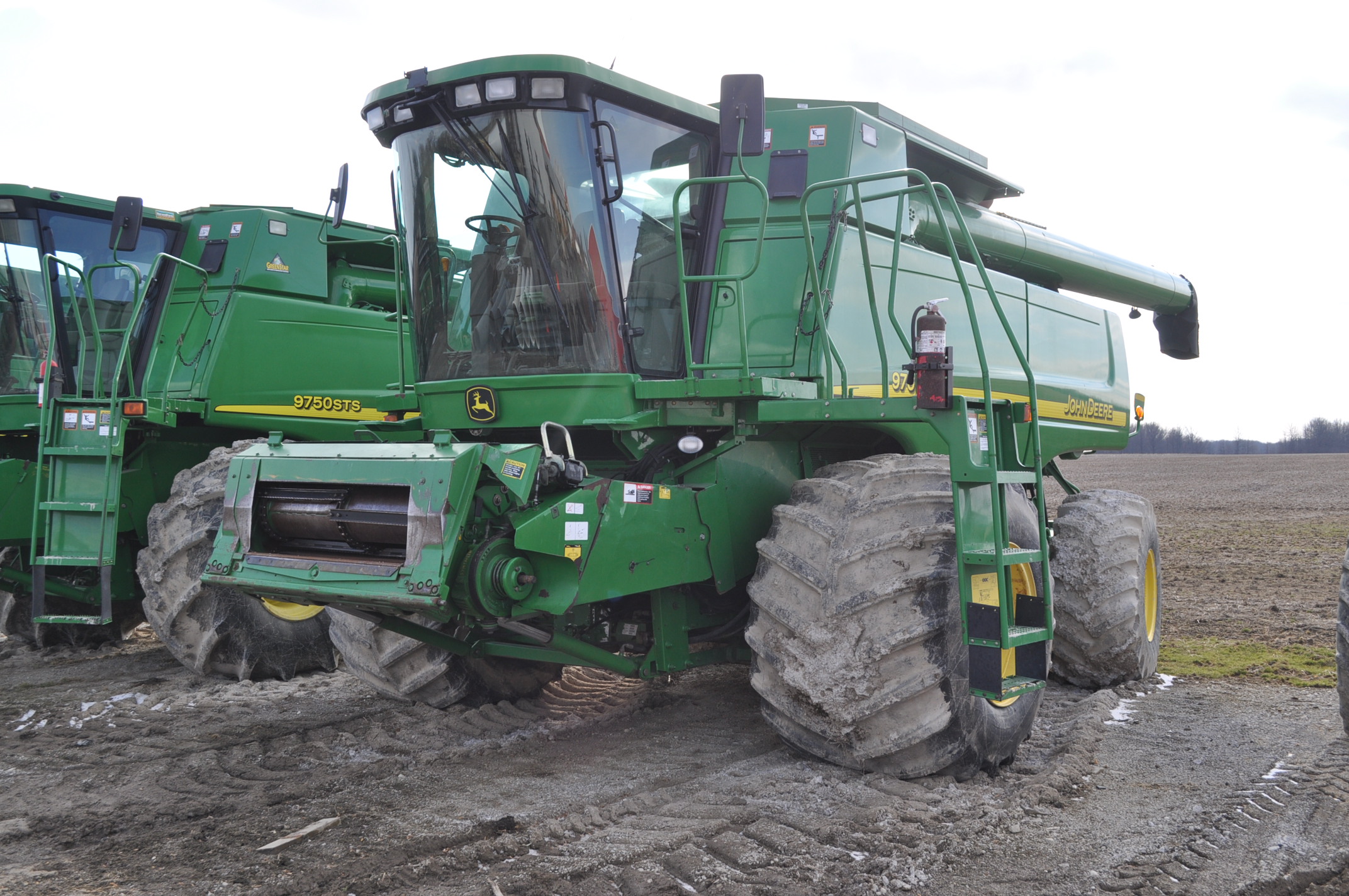 John Deere 9760 combine, 4x4, 2836 eng, 1913 sep, XL unload, yield