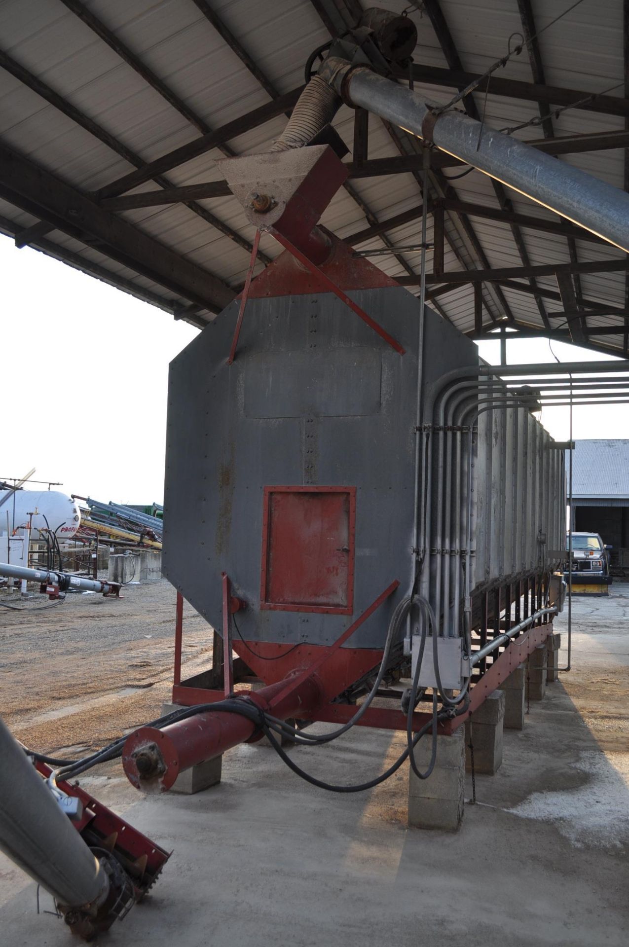 AS 1000 Super B grain dryer, 3 phase, LP, 30 day removal, Buyer is responsible for all removal - Image 7 of 7