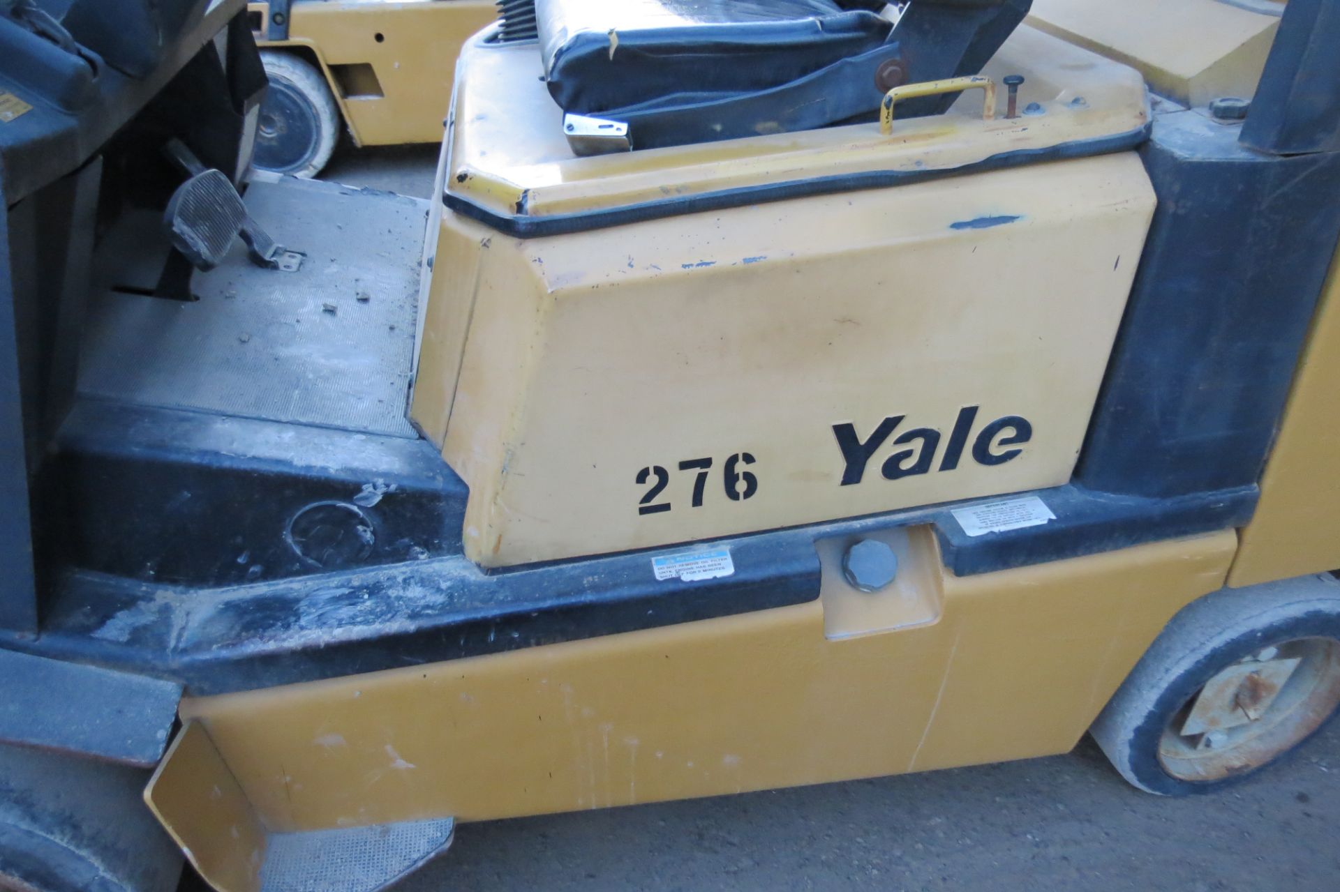 Yale forklift, 4500 lb cap, 3 stage mast, solid tires, LP, 7’ forks, sells with LP tank - Image 3 of 12